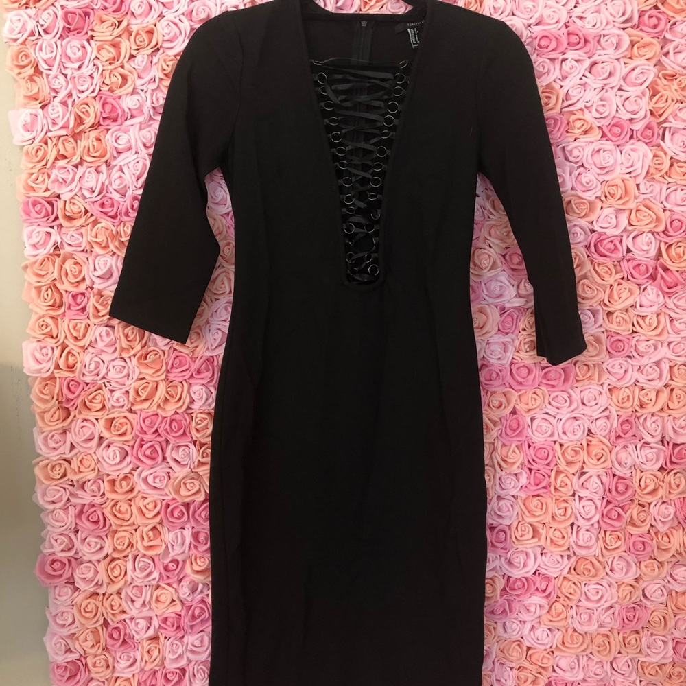 Black dress with laces!